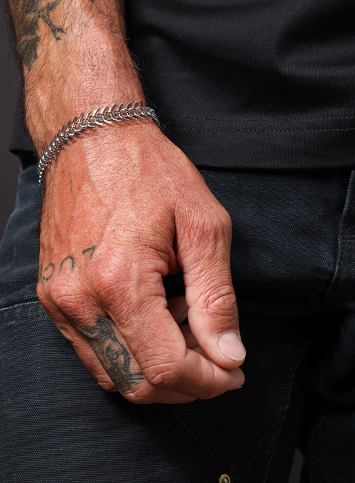 Waterproof Stainless Steel Spine Chain Bracelet Bracelets WE ARE ALL SMITH: Men's Jewelry & Clothing.