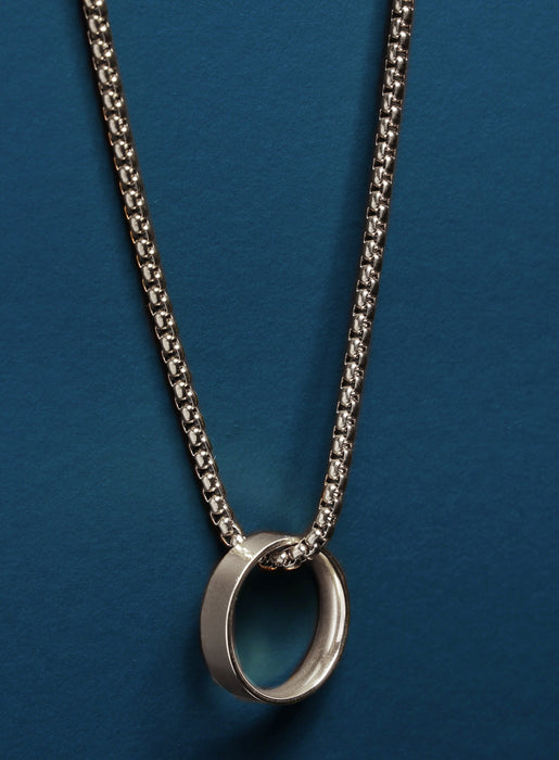 Waterproof Stainless Steel Ring on 3mm Venetian Round Box Chain Necklaces WE ARE ALL SMITH: Men's Jewelry & Clothing.   