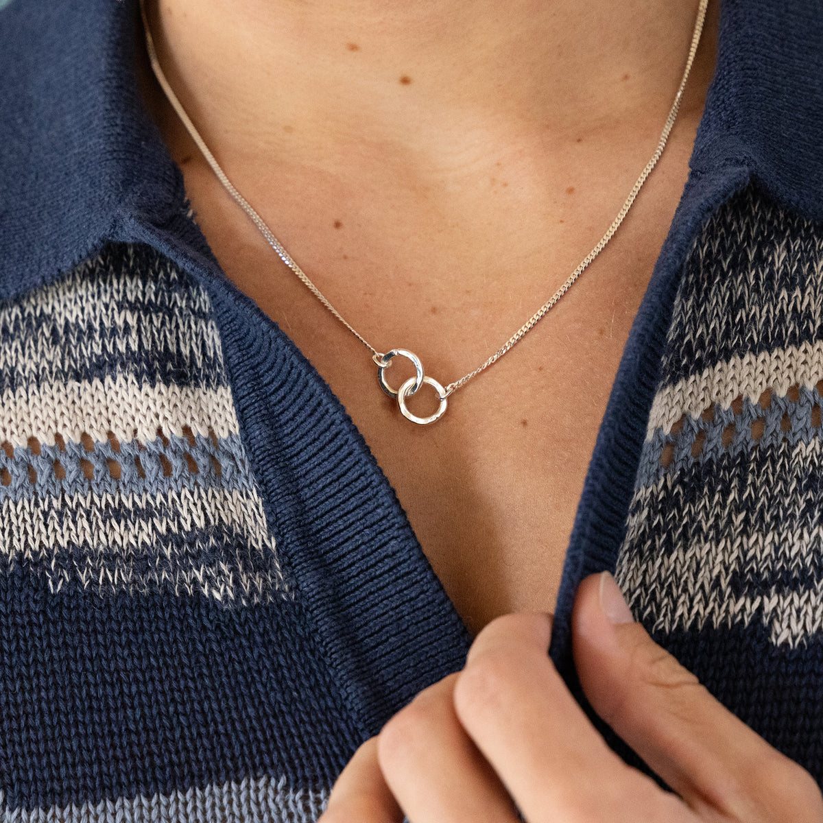 JLP_1309WEB_1200x1200_crop_cen