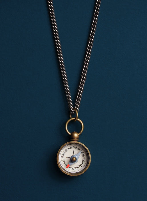 Jewelry Wholesale Stainless Steel Compass Pendant Gold Coin Compass Men Hip  Hop Necklace - China Men's Necklace and Pendants price | Made-in-China.com