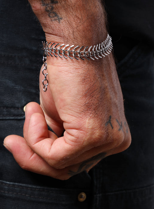Waterproof Stainless Steel Spine Chain Bracelet Bracelets WE ARE ALL SMITH: Men's Jewelry & Clothing.   