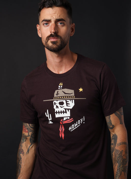 Howdy Unisex t-shirt  WE ARE ALL SMITH: Men's Jewelry & Clothing.   