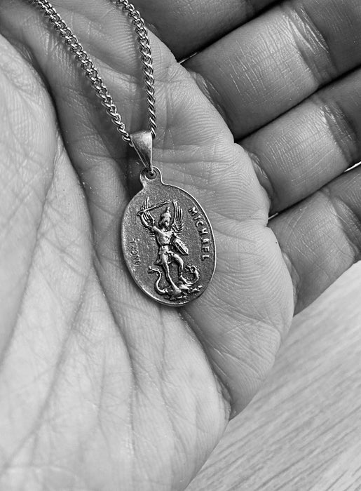 Saint Michael Angel oval sterling silver medal Necklace Necklaces WE ARE ALL SMITH: Men's Jewelry & Clothing.   
