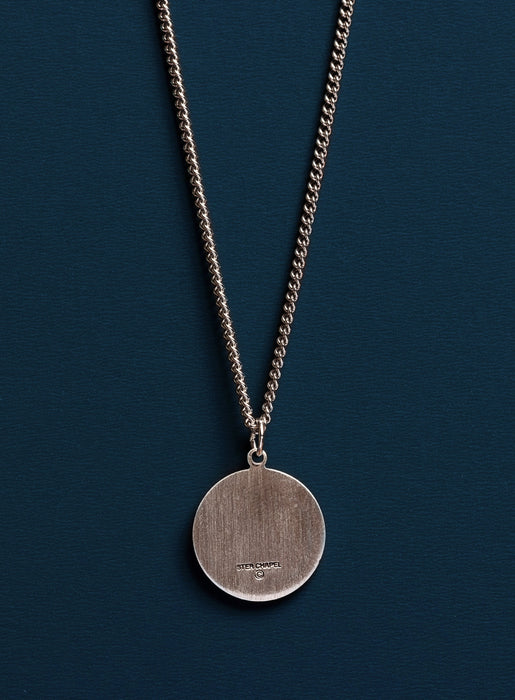 Mens round discount pendant necklace