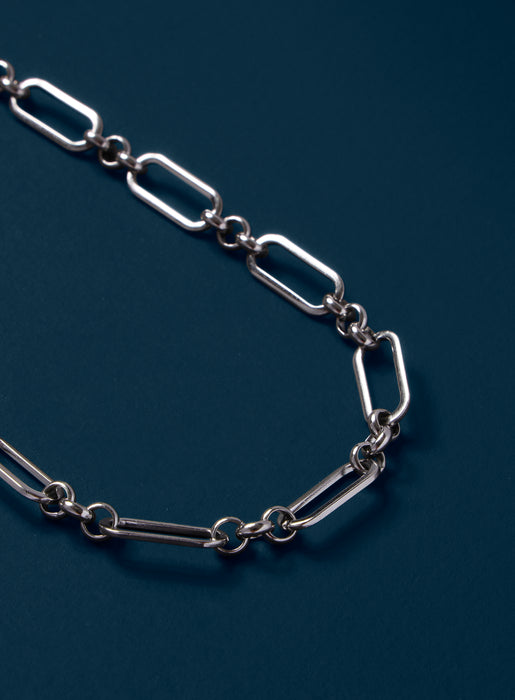 Waterproof Elongated Cable Chain Necklace for Man Necklace WE ARE ALL SMITH   